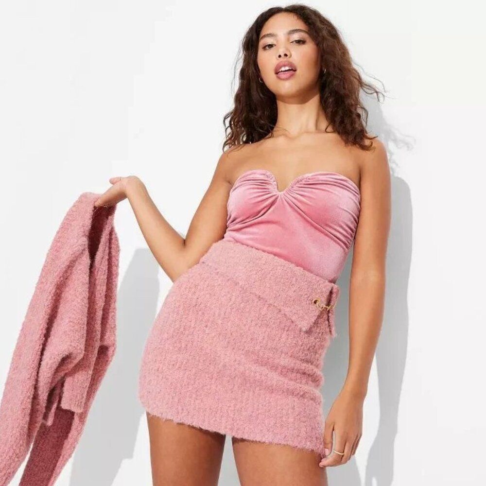 Wild Fable Women’s Boucle Mini Skirt Pink Wool Blend Size Medium NEW